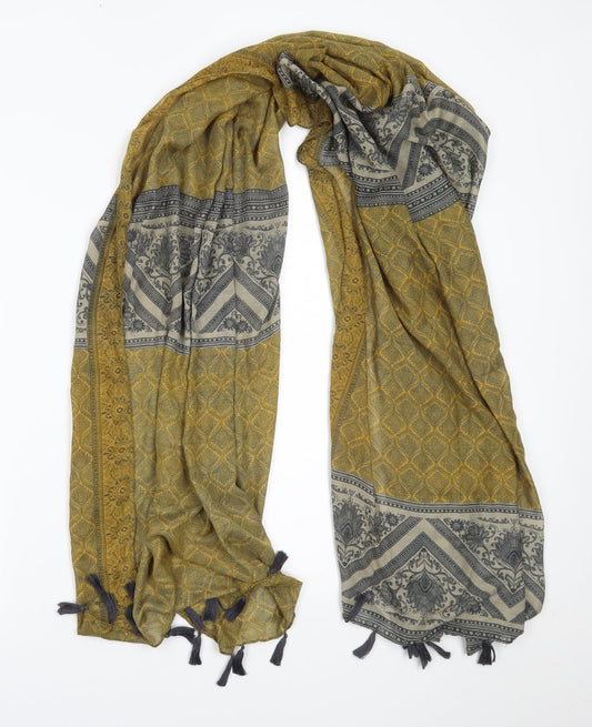 Preworn Womens Gold Fair Isle   Scarf