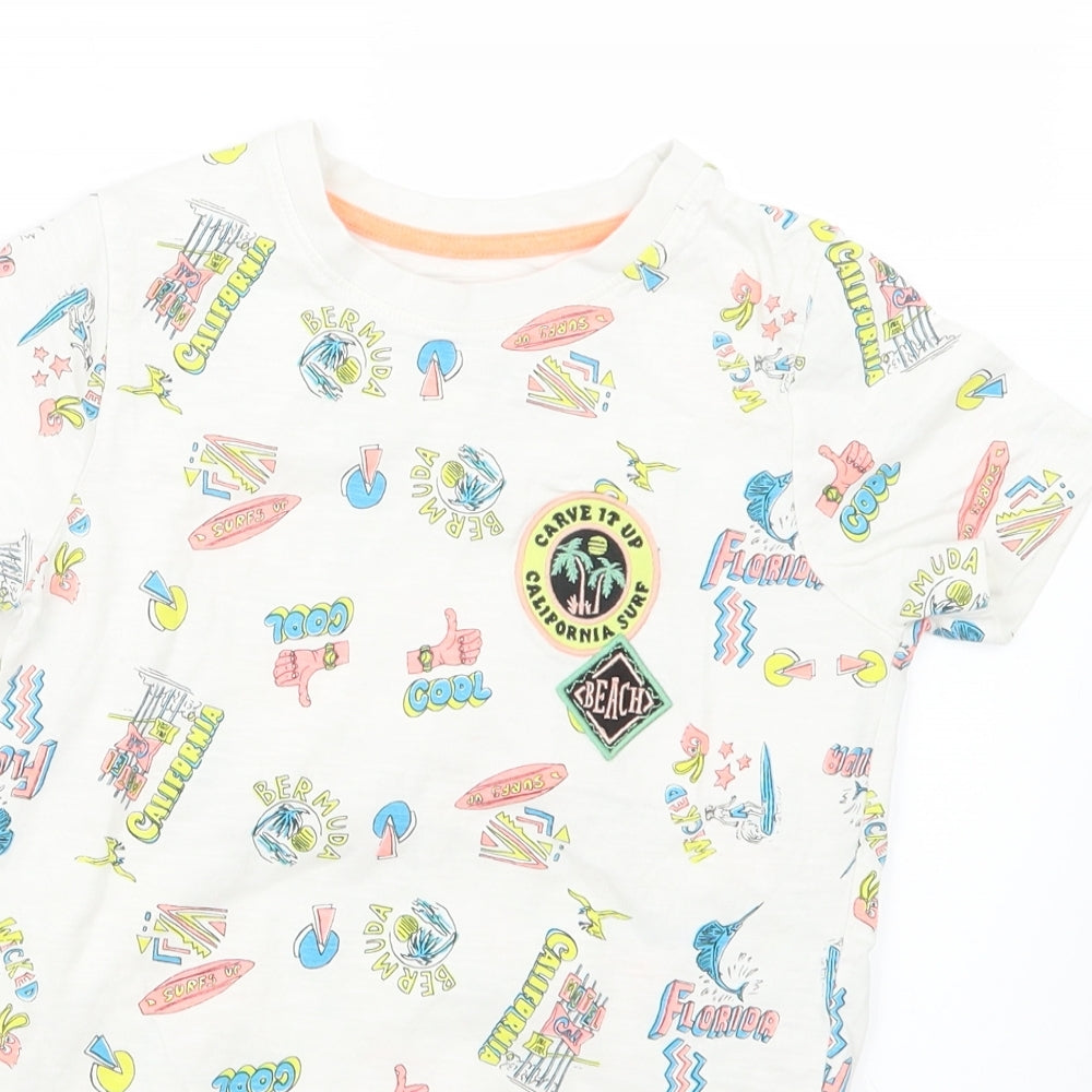 TU Boys White Geometric  Basic T-Shirt Size 6 Years