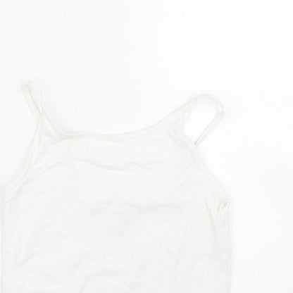 Close-up detail of Pep&Co girls’ white basic tank, size 9-10, years