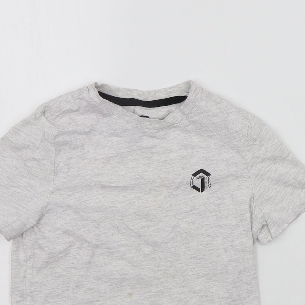 F&F Boys Grey   Basic T-Shirt Size 5-6 Years