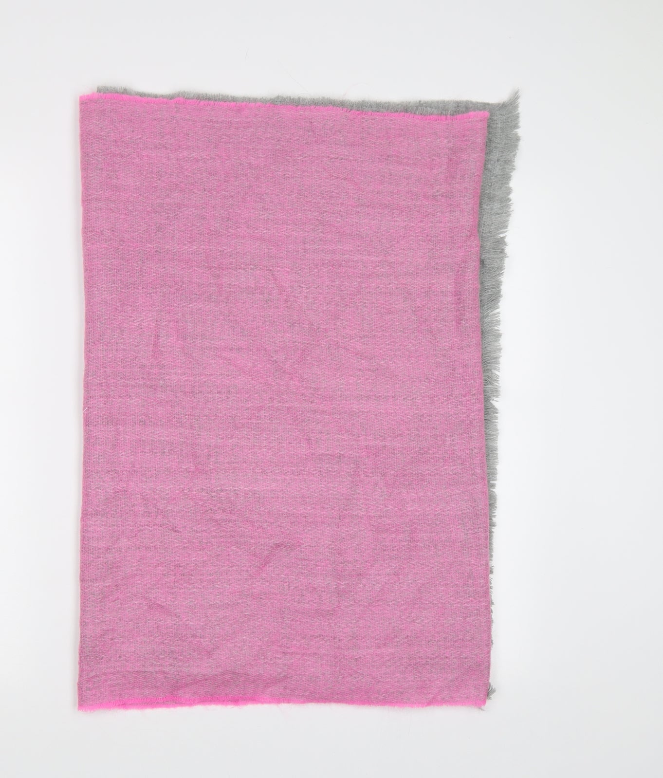 Preworn Unisex Pink    Shawl/Wrap