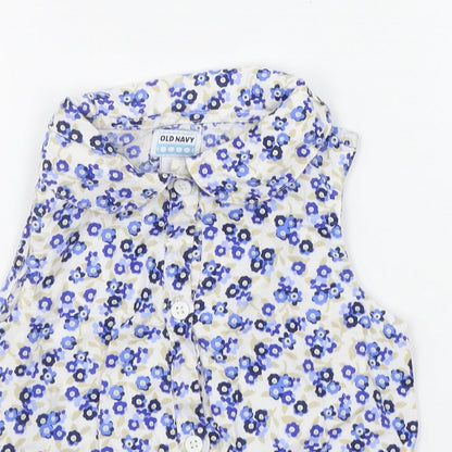 Close-up detail of Old Navy girls’ white geometric basic tank, size 2, years