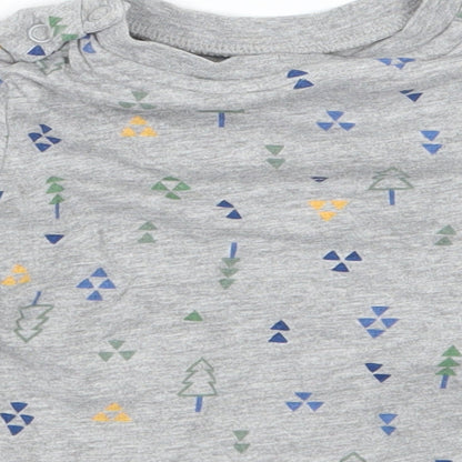Brand and care label for Tu boys’ grey geometric basic t-shirt, size 3-6, months