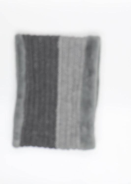 Preworn Womens Grey    Scarf