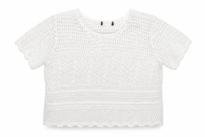 Front view of Atmosphere women’s white knit jumper, size UK 20