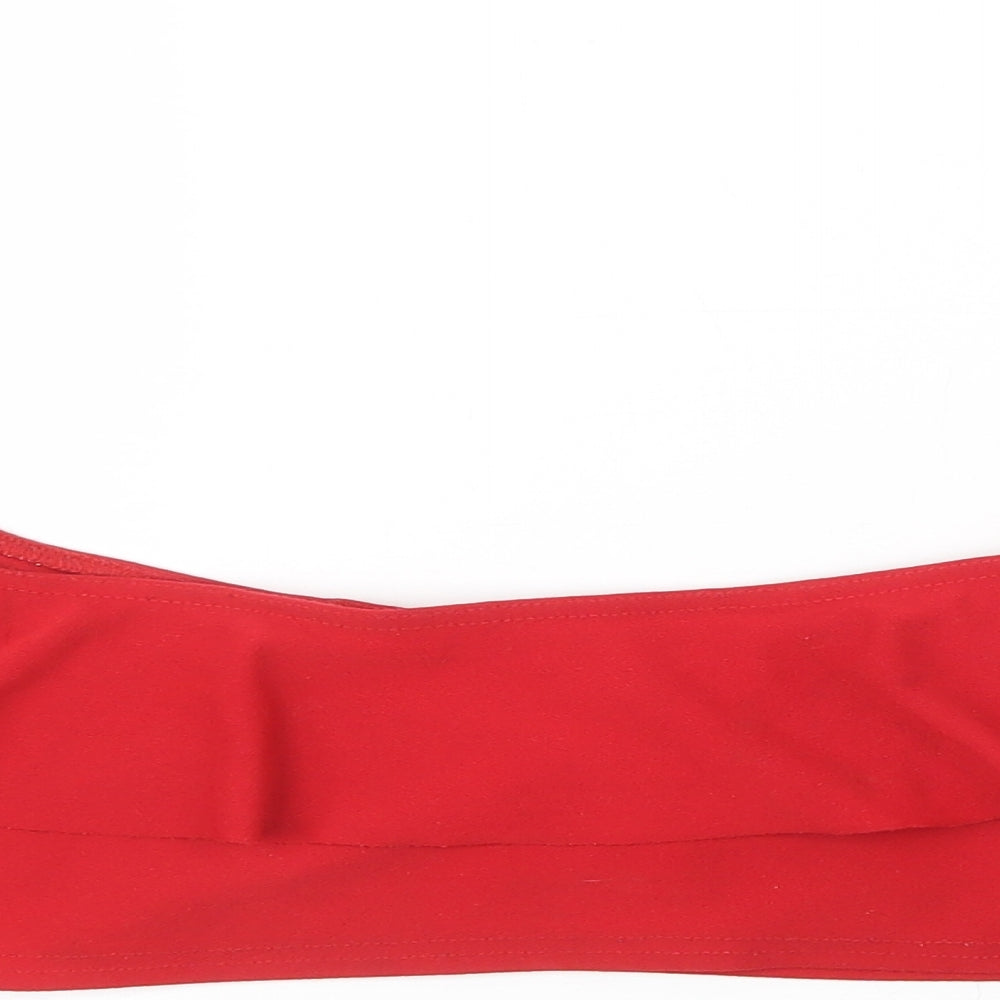 I SAW IT FIRST Womens Red   Cropped T-Shirt Size 6