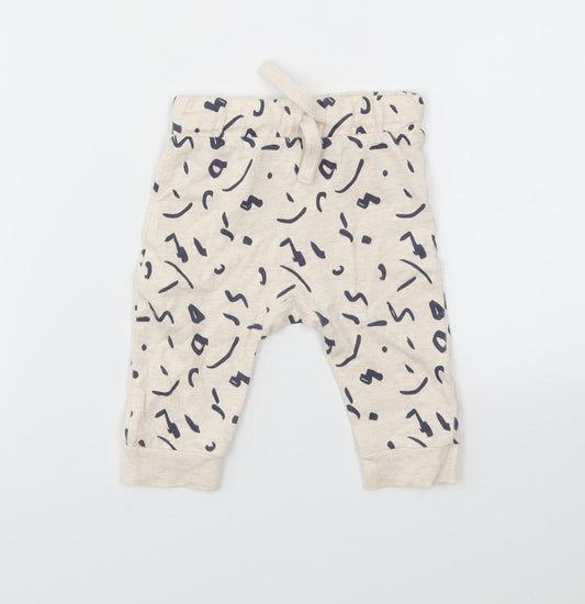 FRED &FLO Baby Ivory Animal Print  Capri Leggings Size 3-6 Months