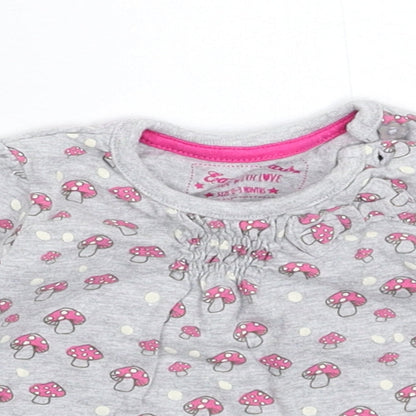 Close-up detail of Early Days girls’ grey basic t-shirt, size 0-3, months