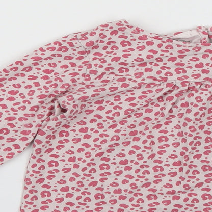 Close-up detail of Vertbaudet girls’ multicoloured animal print basic t-shirt, size 8, years