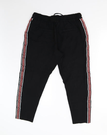 Back view of Only women’s black capri leggings, size M, 20-inch leg