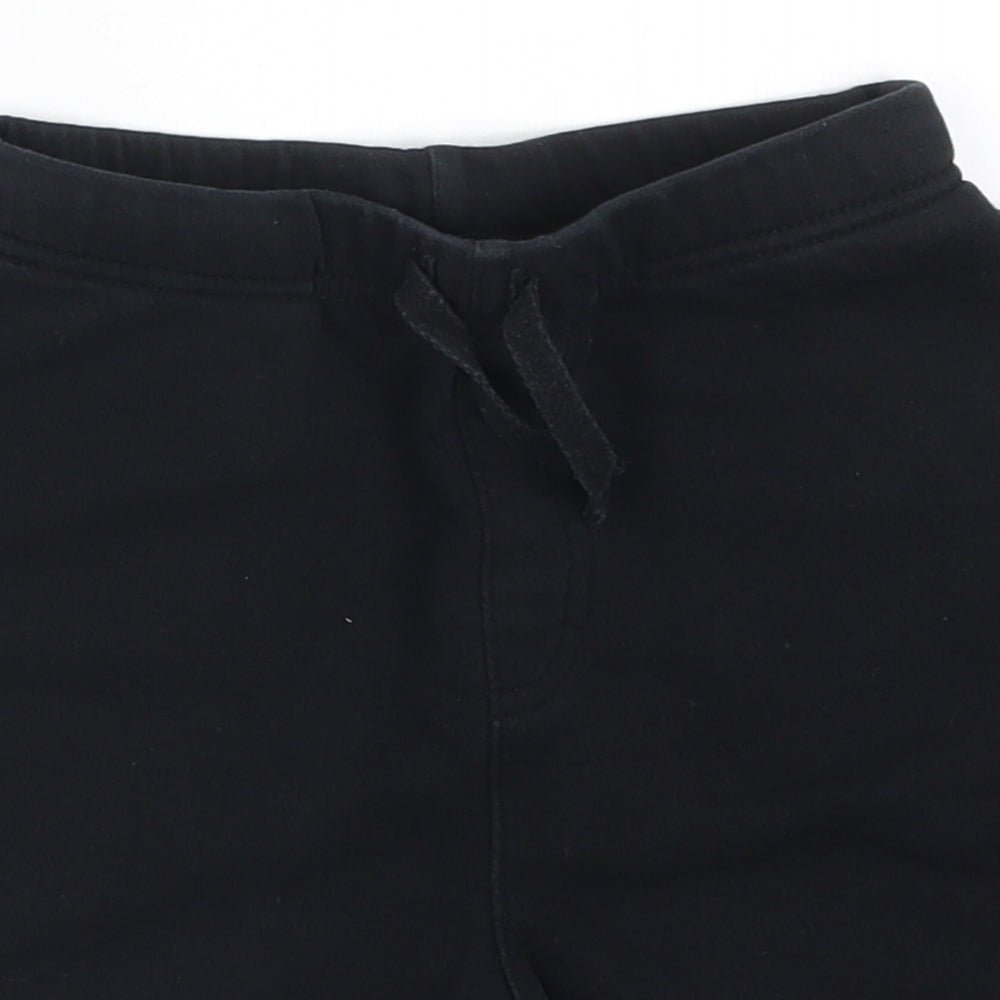 Preworn Boys Black   Sweat Shorts Size 4-5 Years
