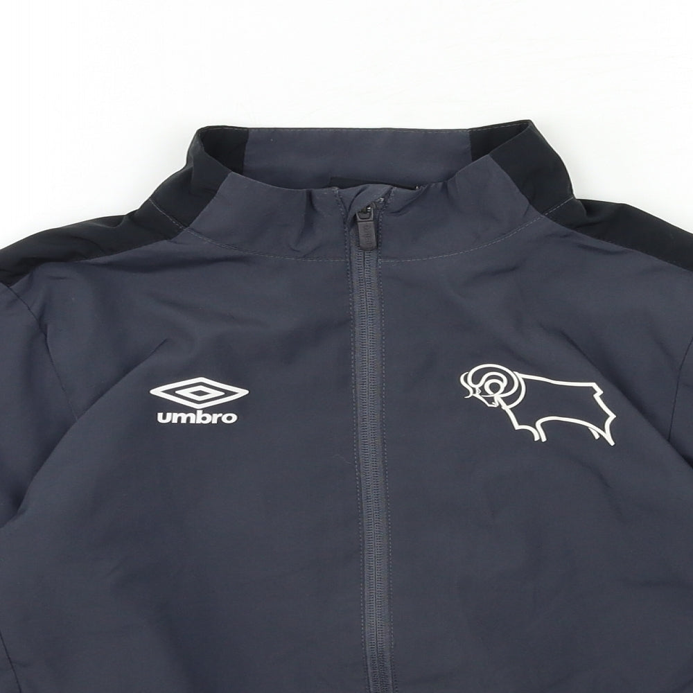 Umbro Boys Green   Jacket  Size 11-12 Years