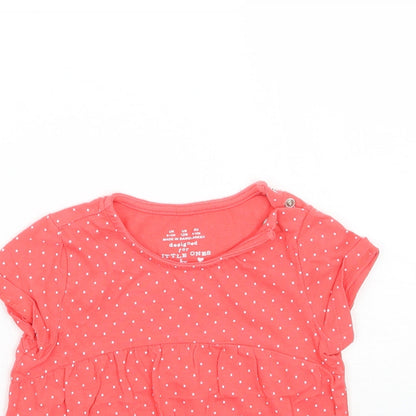 Close-up detail of F&F girls’ red polka dot basic t-shirt, size 9-12, months