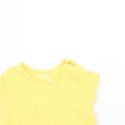 Close-up detail of F&F girls’ yellow basic t-shirt, size 9-12, months