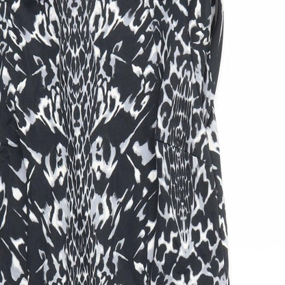 Close-up detail of Be Beau women’s grey argyle/diamond fit & flare, size UK 12