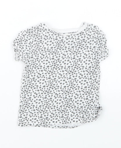 Additional front view of Tu girls’ black basic t-shirt, size 3-4, years
