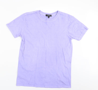 Front view of Missguided women’s blue basic t-shirt, size S