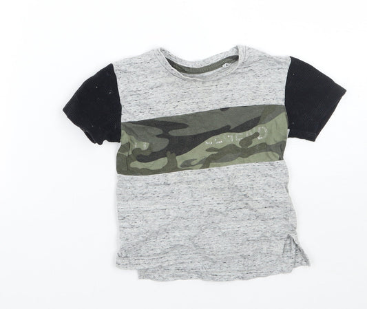 Primark Boys Grey   Basic T-Shirt Size 12 Months