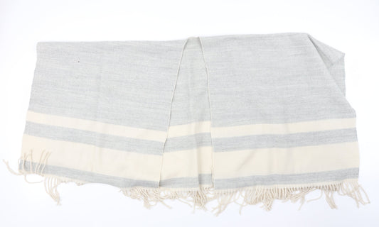 Preworn Womens Grey  Knit  Shawl/Wrap
