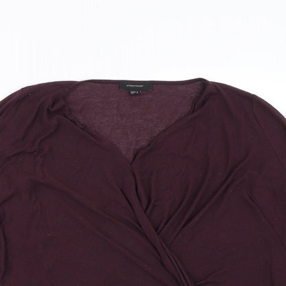 Close-up detail of Atmosphere women’s purple basic t-shirt, size UK 12