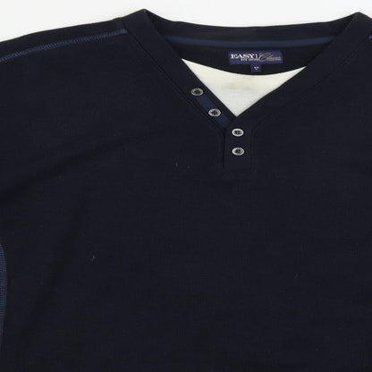 Close-up detail of Easy men’s blue jumper, size 2XL