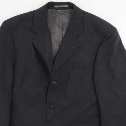 Close-up detail of Cecil gee men’s grey jacket blazer, size 42