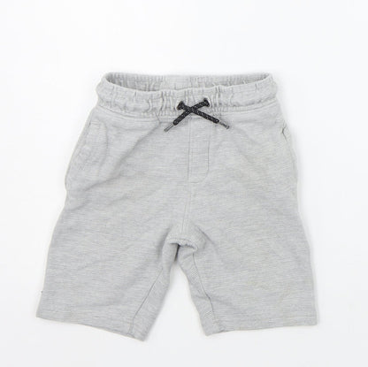 Tu Boys Grey   Chino Shorts Size 6 Years