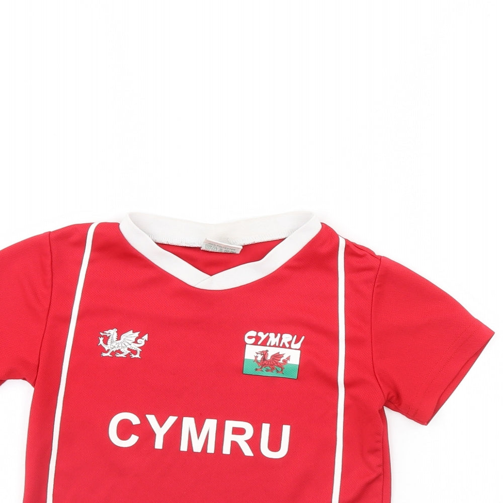manav Boys Red   Basic T-Shirt Size 5 Years  - Wales/ personalised Reuben