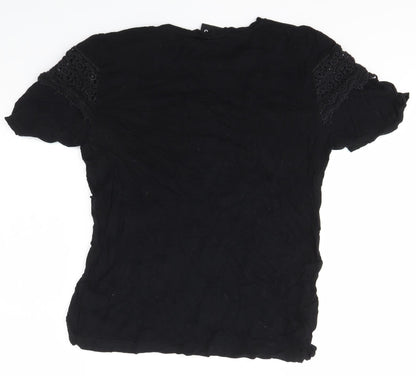 Back view of BE YOU girls’ black basic t-shirt, size 10, years