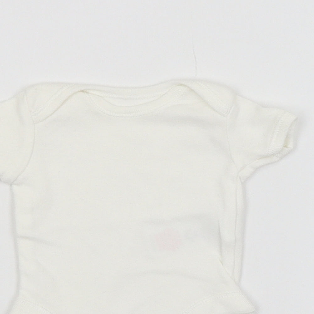 F&F Baby White   Babygrow One-Piece Size 0-3 Months