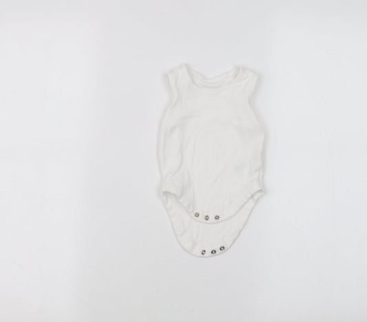 Nutmeg Baby White   Babygrow One-Piece Size 3-6 Months