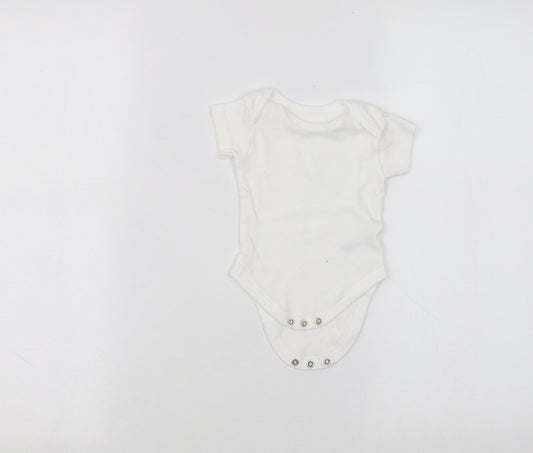 Nutmeg Baby White   Babygrow One-Piece Size 0-3 Months