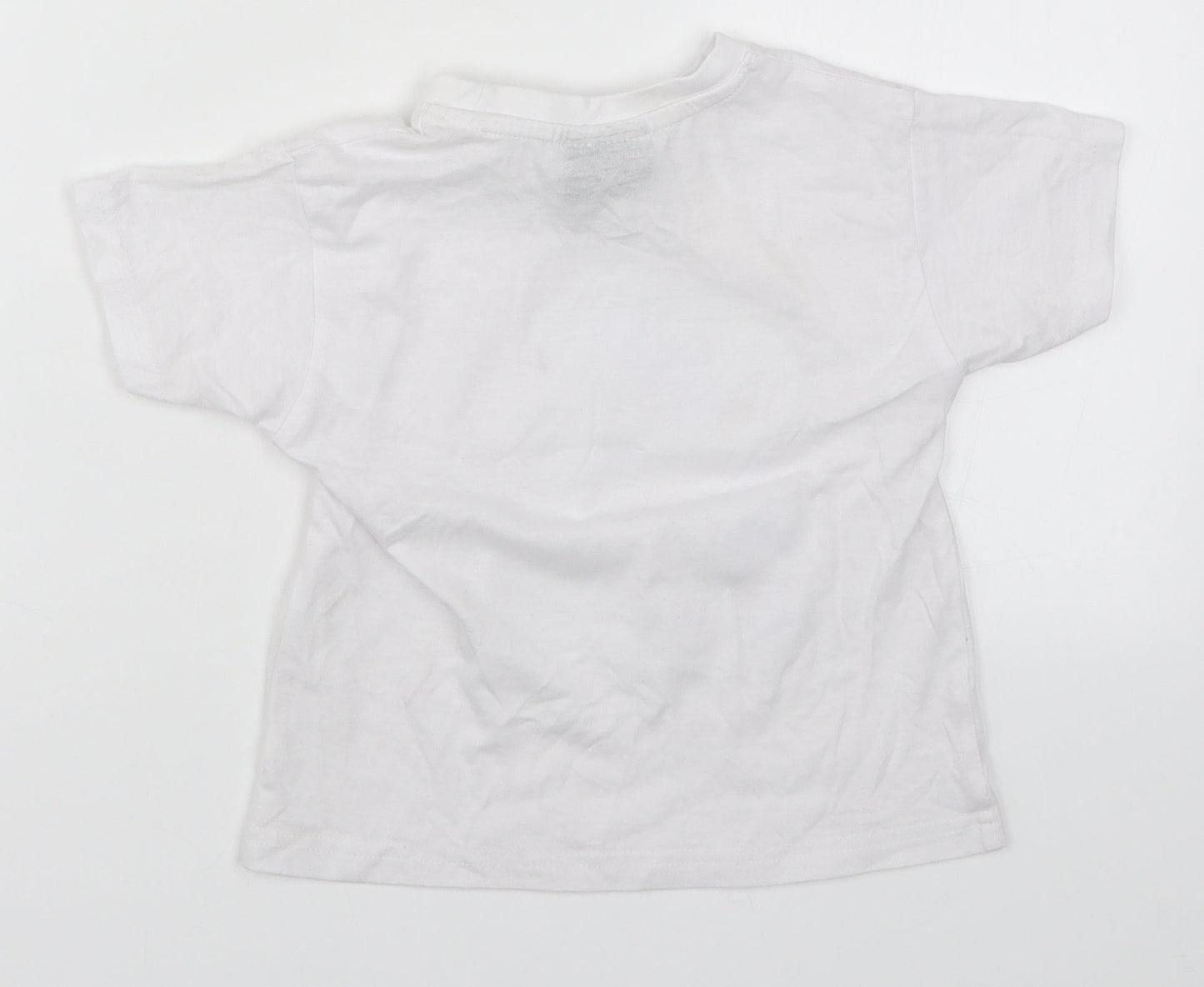 Preworn Boys White   Basic T-Shirt Size 3-4 Years  - Pudsey