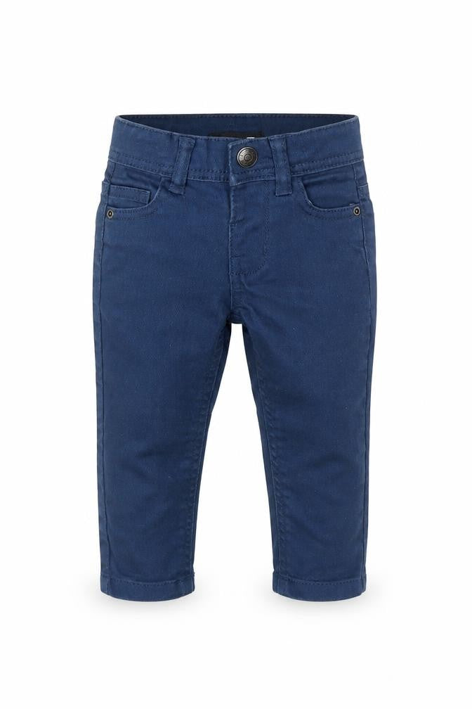 Front view of DENIM&CO girls’ blue capri jeans, size 9-12, months