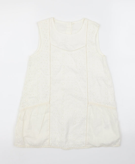 George Girls White Floral  Basic Blouse Size 7 Years