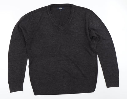 Additional front view of Easy men’s grey jumper, size L