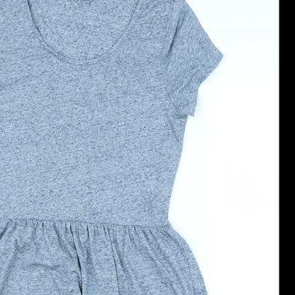 Close-up detail of Only women’s blue a-line, size M