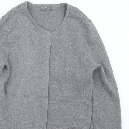 Close-up detail of Papaya women’s grey jacket, size UK 10