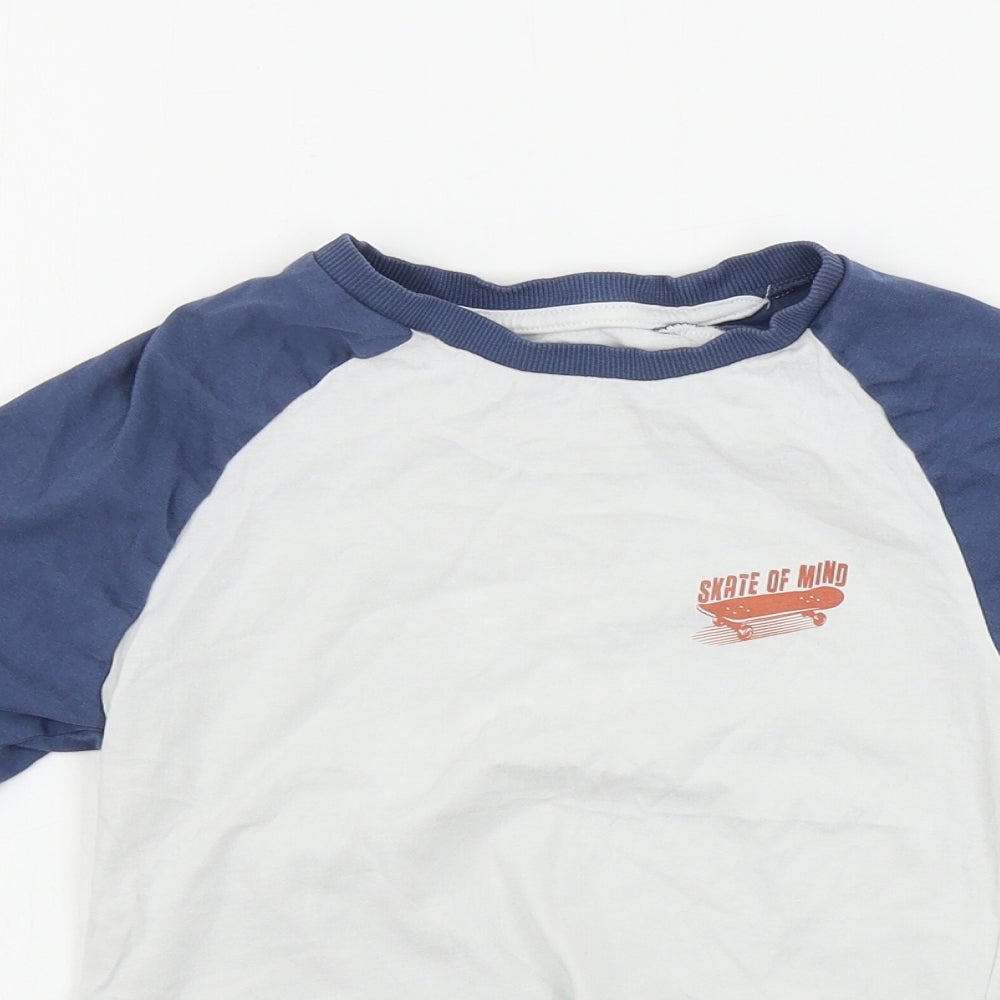 Marks and Spencer  Boys White   Basic T-Shirt Size 6-7 Years