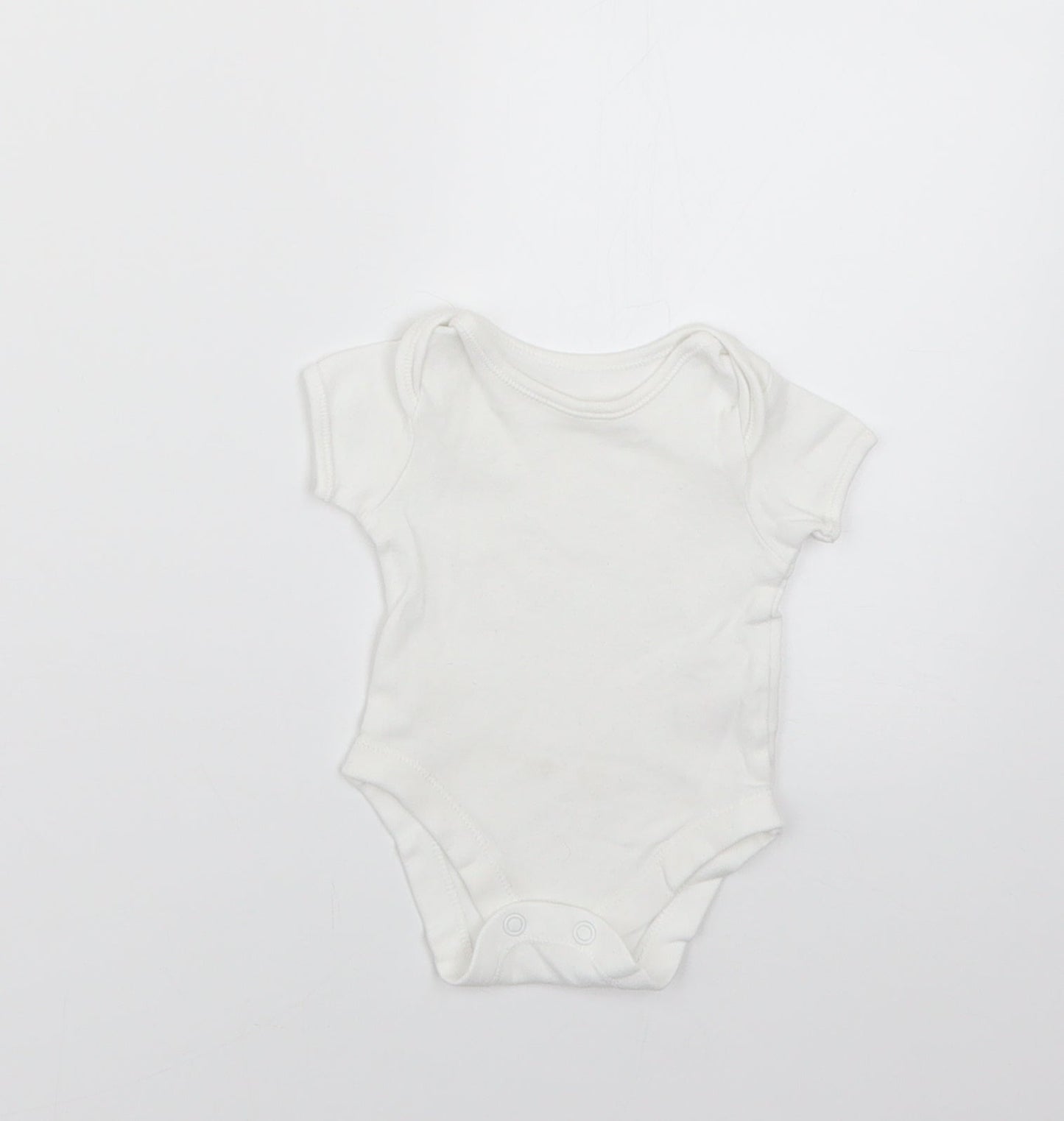 George Baby White   Babygrow One-Piece Size Newborn