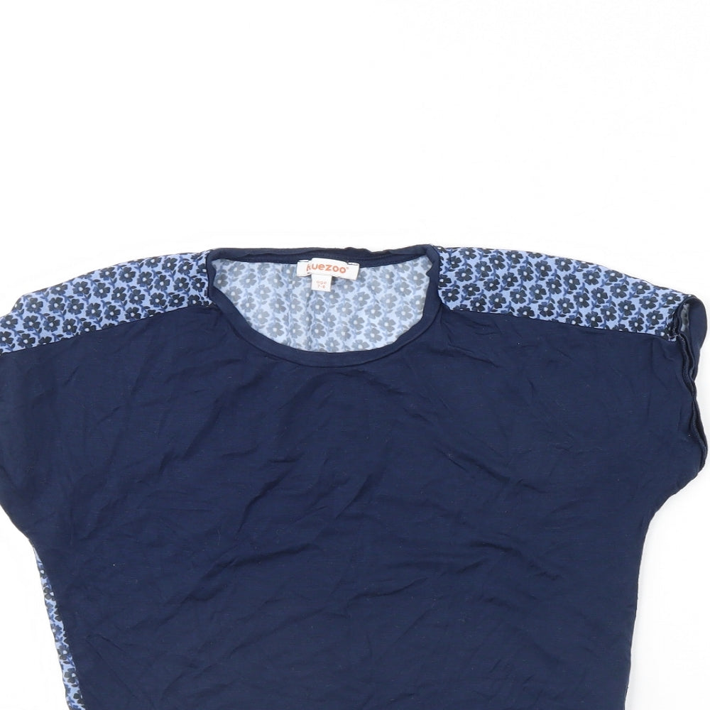 Close-up detail of Blue Zoo girls’ blue basic t-shirt, size 7, years