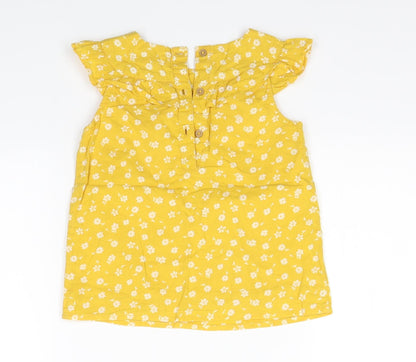 Back view of Primark boys’ yellow a-line, size 24, months