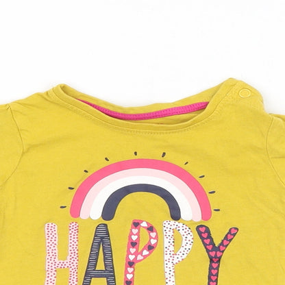 Close-up detail of Primark Baby Yellow Basic T-Shirt, size 3-6, Months - HAPPY