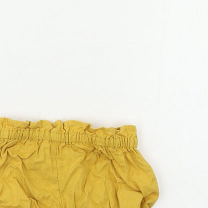 Close-up detail of Tu Baby Yellow Cropped Trousers, size 6-9, Months