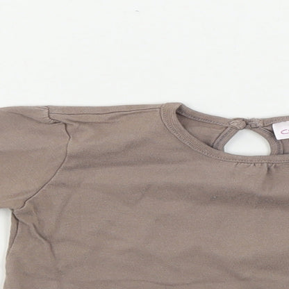 Close-up detail of Cherokee girls’ brown basic t-shirt, size 12-18, months