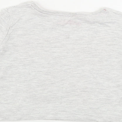 Brand and care label for Young Dimension girls’ grey basic t-shirt, size 9-12, months
