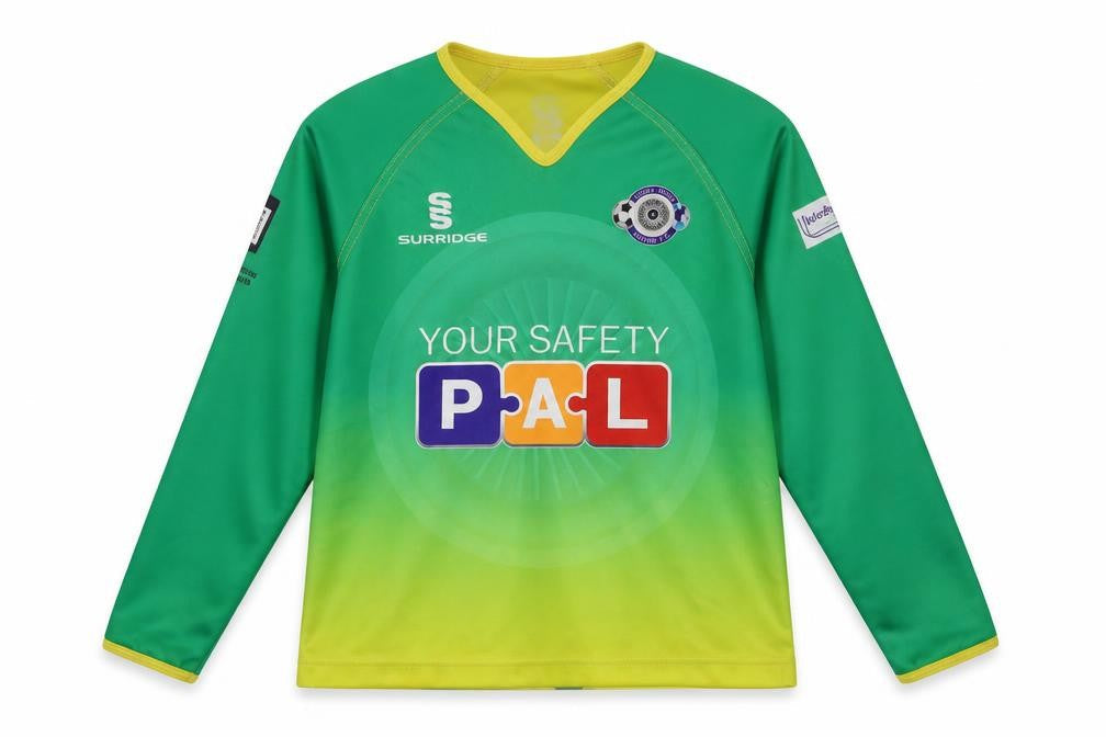 Surridge Boys Green   Jersey T-Shirt Size S