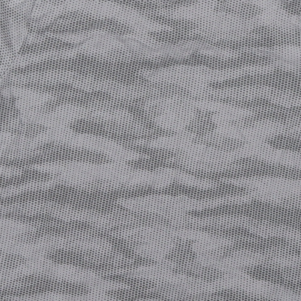 Matalan Boys Grey Camouflage  Basic T-Shirt Size 7 Years