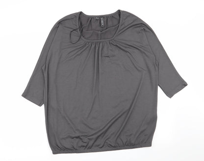 Rainbow Womens Grey   Basic T-Shirt Size M