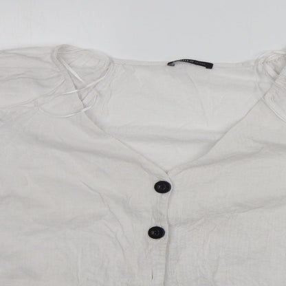 Preloved Marks and Spencer Womens White   Basic Button-Up Size 18 - Detail